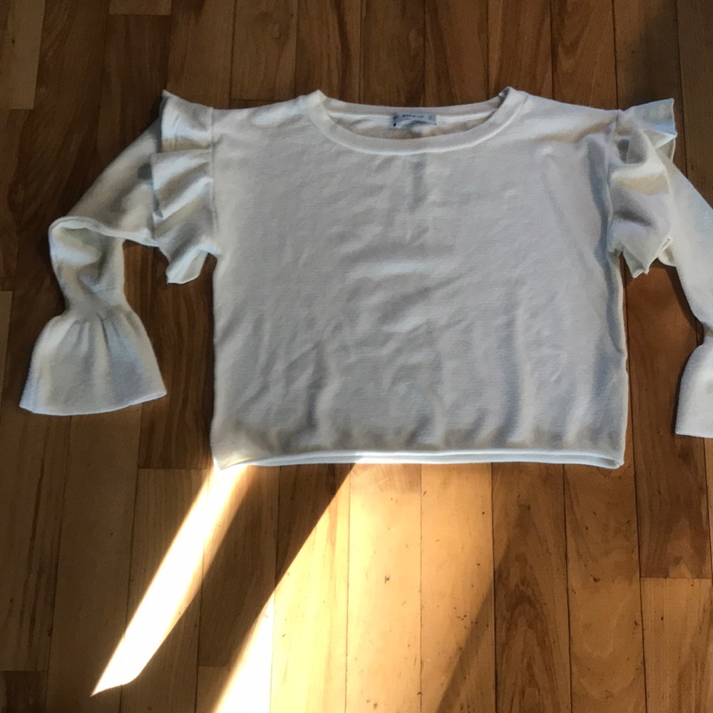 Zara cream cropped shirt.